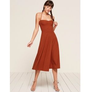 ✨ Reformation Cosette Midi Halter Dress ✨